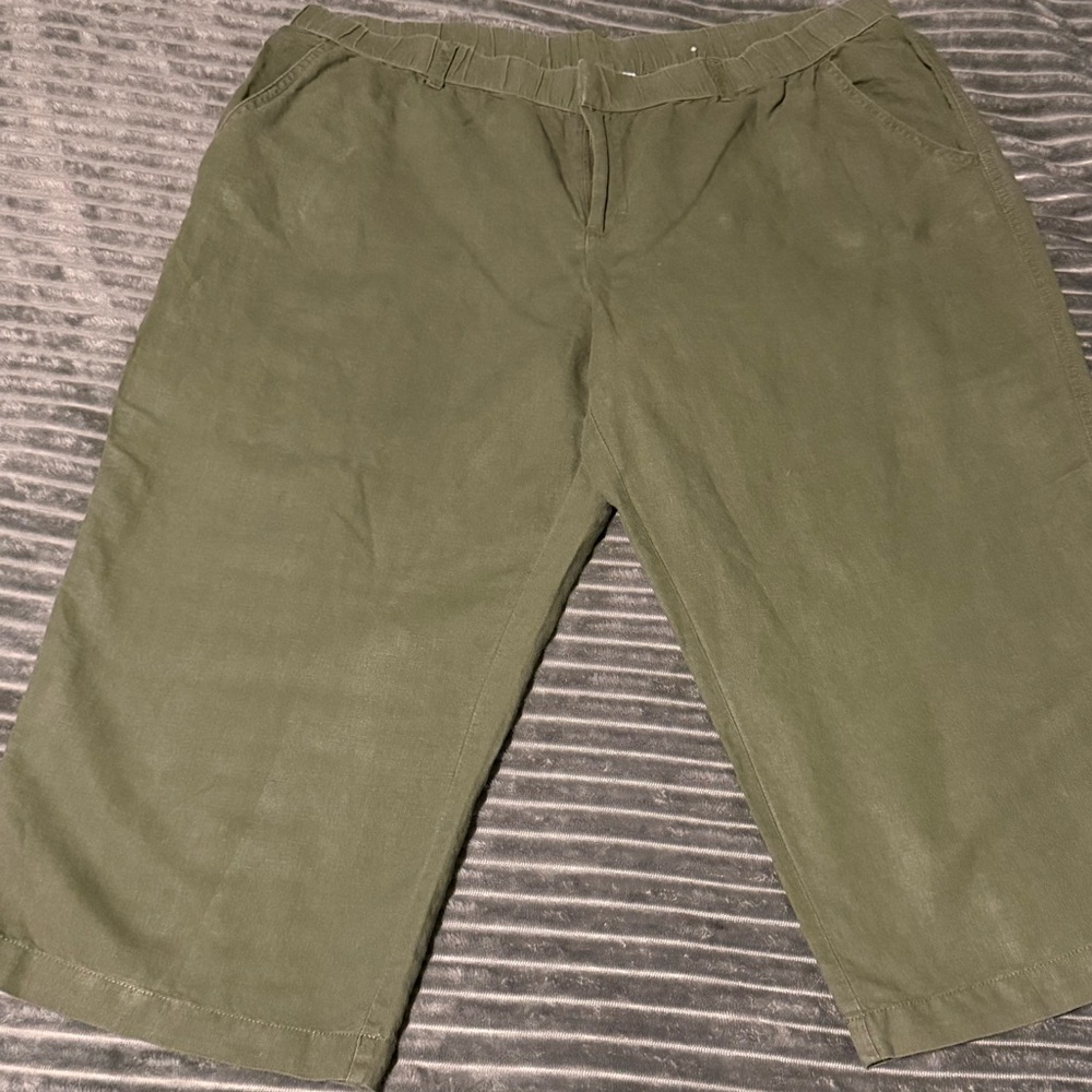 Liz Claborne Linen Olive Green Casual Capris